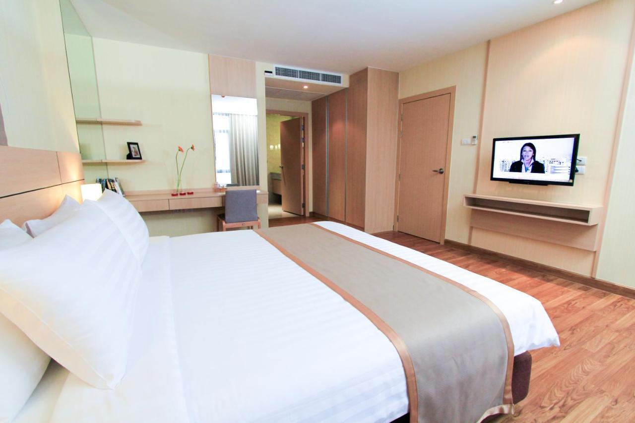Petals Inn Бангкок Экстерьер фото